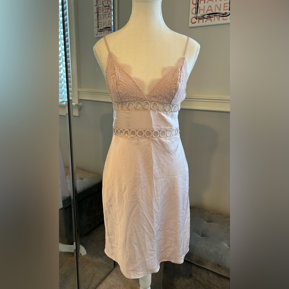 Vintage Victoria’s Secret Slip Dress. Size Small. Like New